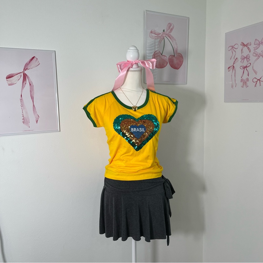 Vintage Y2K Brazil Sequin Heart Baby Tee Deadstock Preppy Womens Size‎ Medium